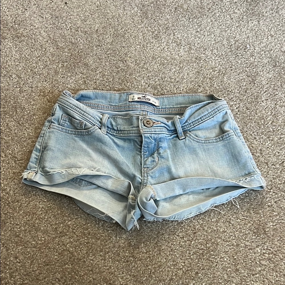 Hollister Women's Light Blue Denim Short Shorts